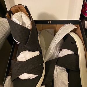 Dr. Scholl's Platform Sandals